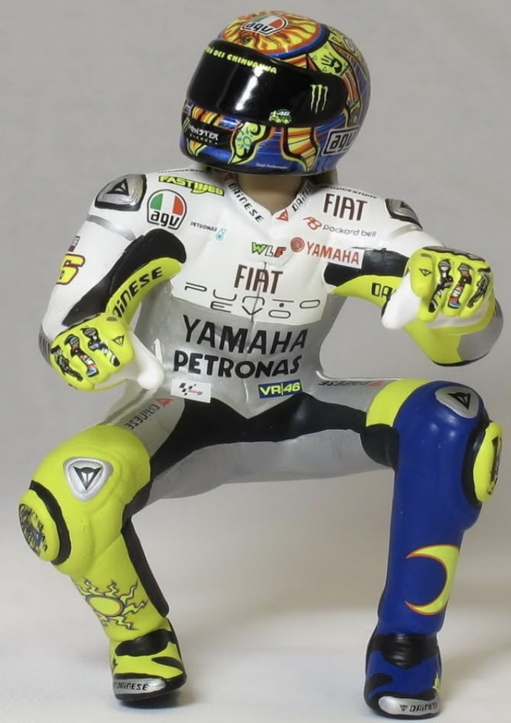YAMAHA - YZR-M1 FIAT YAMAHA TEAM N 46 MOTOGP ESTORIL GP VALENTINO ROSSI 2009 WORLD CHAMPION 1/12 MINICHAMPS WITH Figurines Valentino Rossi - GP Estoril 2009 1/12 MINICHAMPS