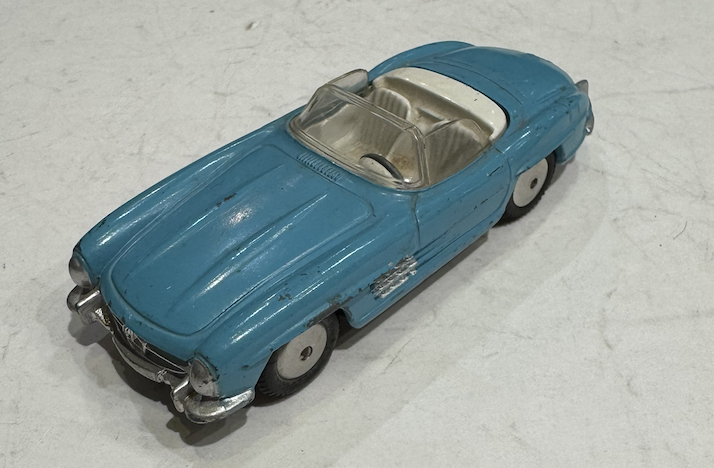 MERCEDES-BENZ 300SL CORGI 1/43
