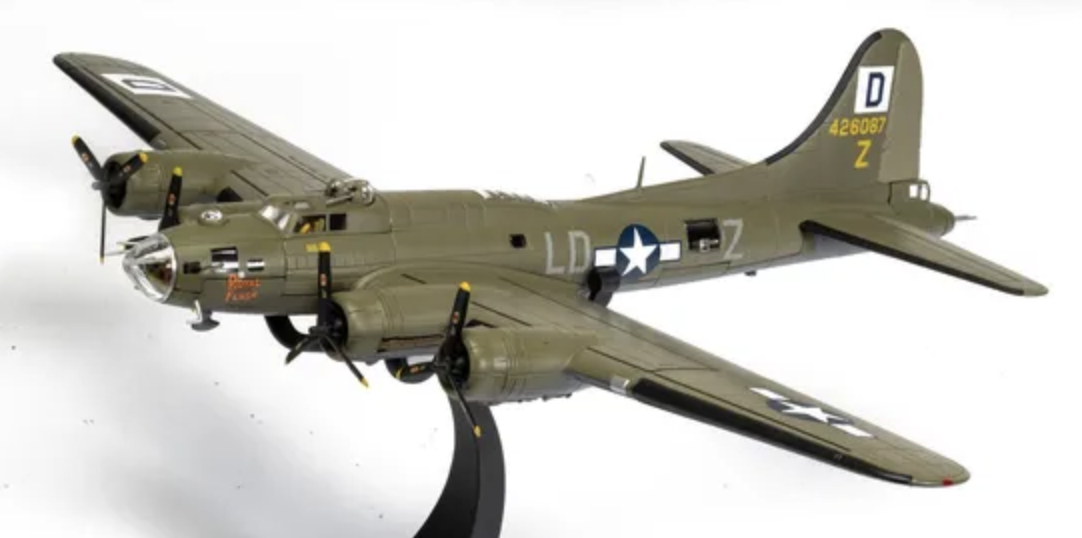B-17F Flying Fortress 'Royal Flush' - 8th Air Force - Lt Robert "Rosie" Rosenthal CORGI 1/72