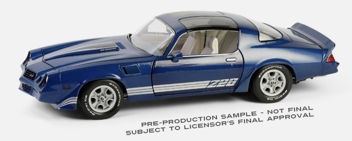 CHEVROLET Camaro Z28 with Blue sunroof green light 1/18