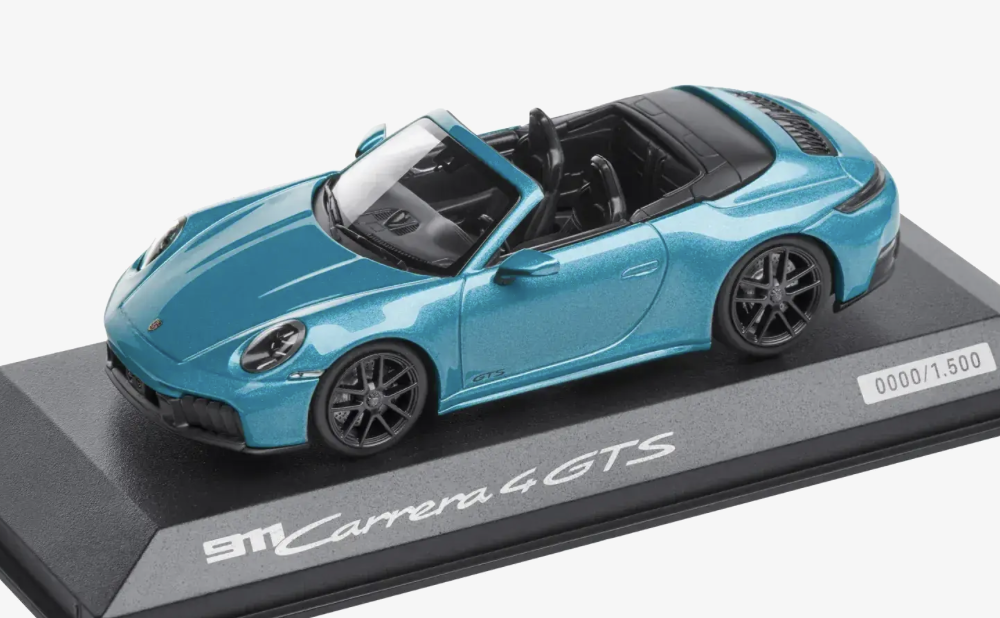 Porsche 911 Carrera 4 GTS Cabriolet Type 992.2 2024 Ipanema Blue MINICHAMPS 1/43
