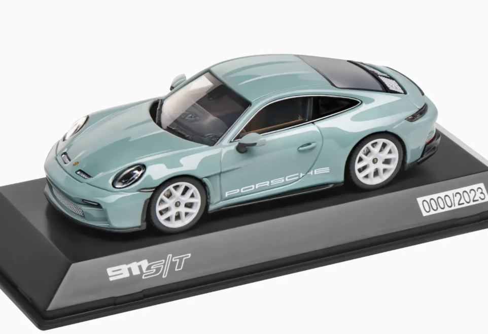 Porsche 911 S/T Type 992 2023 60 Ans Vert Ombre Spark 1/43