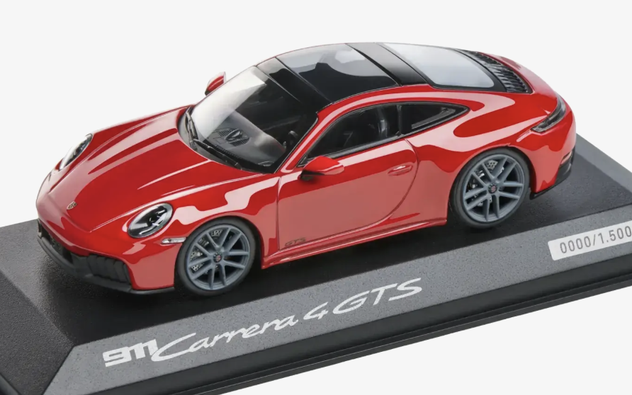 Porsche 911 Carrera 4 GTS Coupe Type 992 Phase 2 2024 Rouge Carmin Minichamps 1/43