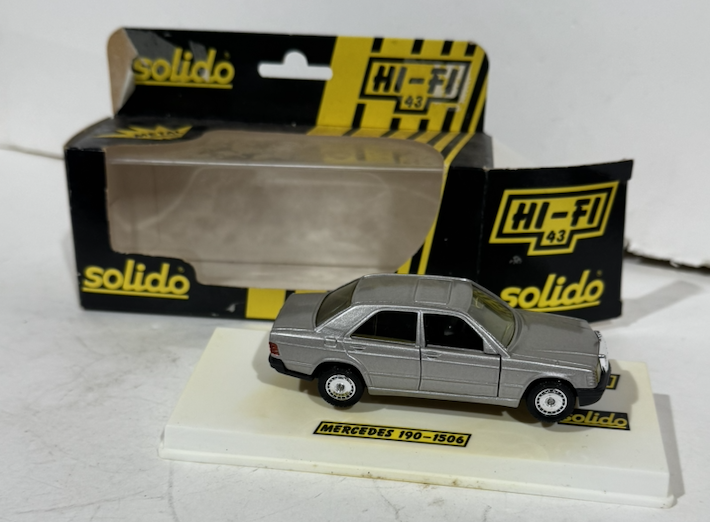 MERCEDES 190-1506 SOLIDO 1/43