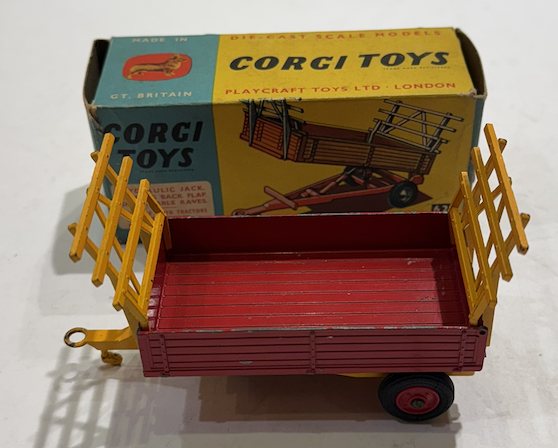 FARM TIPPER TRAILER CORGI TOYS  1/43
