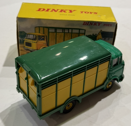 BERLIET BETAILLERE DINKY TOYS 1/43