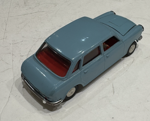 ASTIN 1800 SPORT-ON 1/43