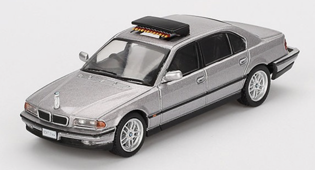 BMW 750 IL (E39) Tomorrow Never Dies/Demain Ne Meurt Jamais packaging version anglaise 1997 MINI GT 1/64