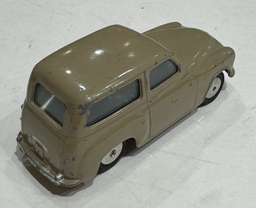 HILLMAN HUSKY CORGI 1/43