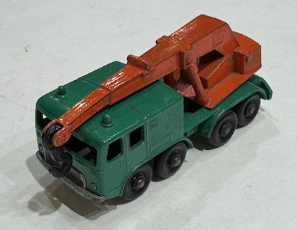 8 WHEEL CRANE MATCHBOX 1/64°