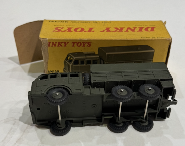 CAMION MILITAIRE BERLIET TOUS TERRAINS DINKY TOYS 1/43
