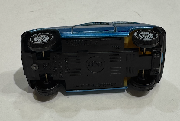 RENAULT 5 SIKU 1/64