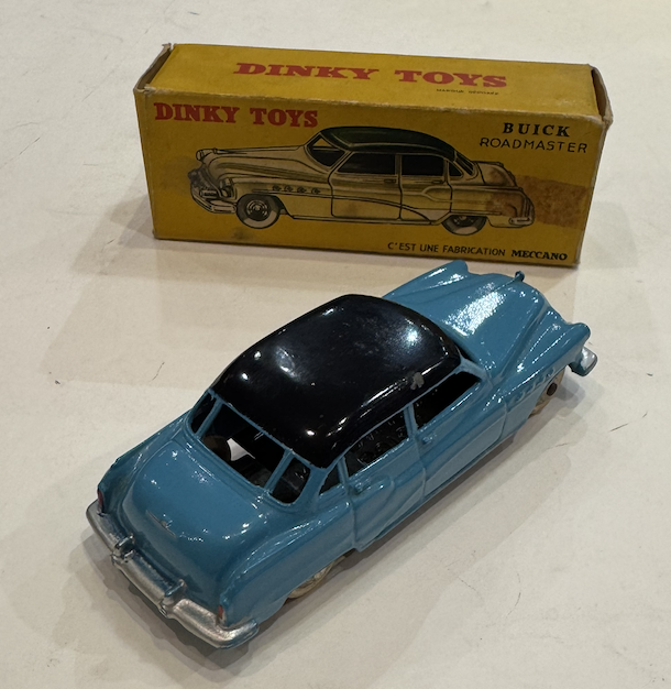 BUICK ROADMASTER BLEU 1958 DINKY TOYS 1/43°