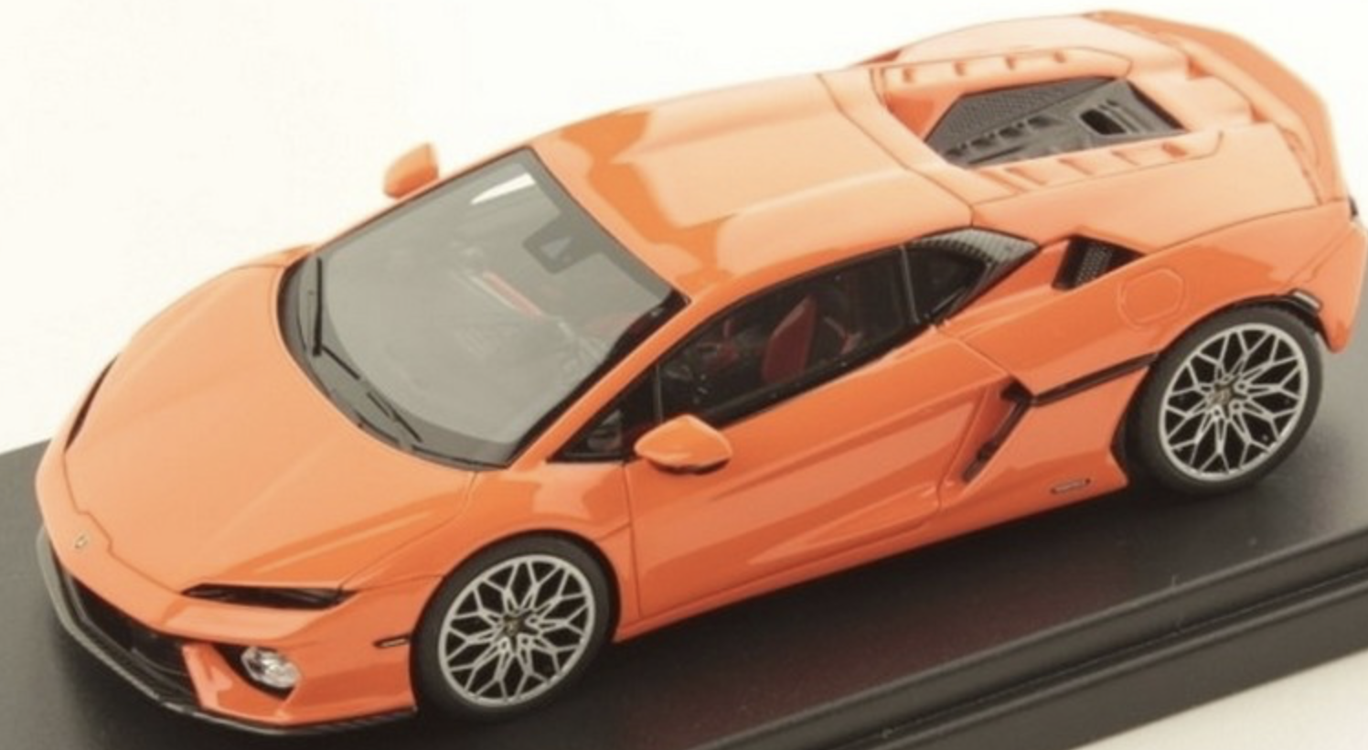 LAMBORGHINI TEMERARIO LOOKSMART 1/43