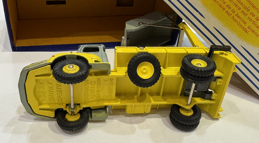 UNIC CAMION MULTIBENNE MARREL JAUNE CITRON DINKY TOYS 1/43°