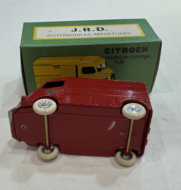 CITROEN FOURGON 1200KG ROUGE POMPIER 1965 CLE 1/43°