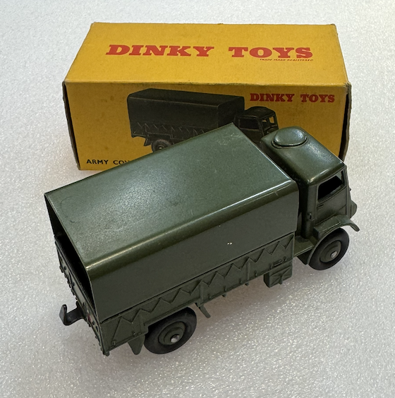 ARMY COVERED WAGON DINKY TOYS 1/43°