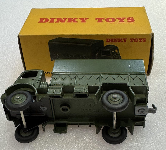 ARMY COVERED WAGON DINKY TOYS 1/43°