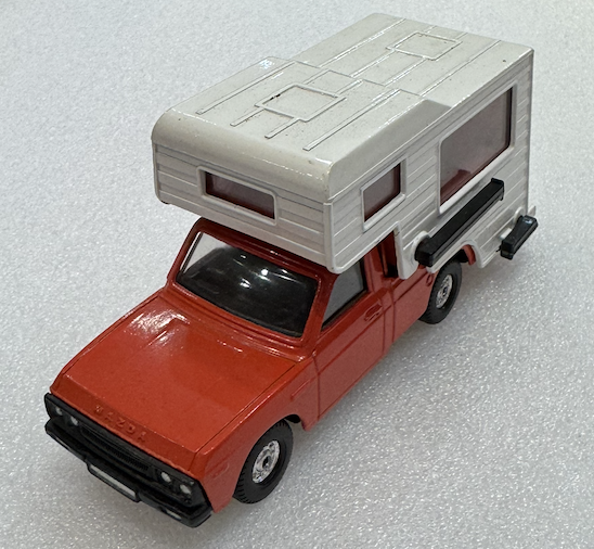 MAZDA B1600 PICKUP CORGI 1/36