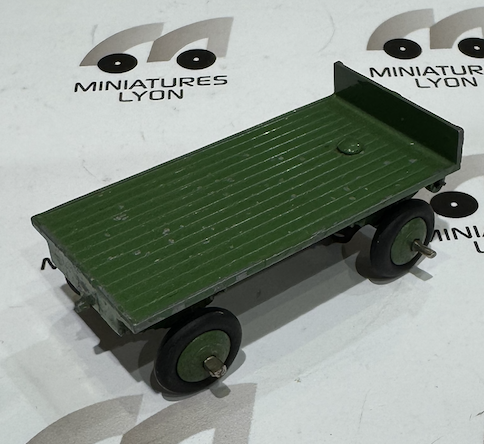 PLATEAU DINKY TOYS 1/43