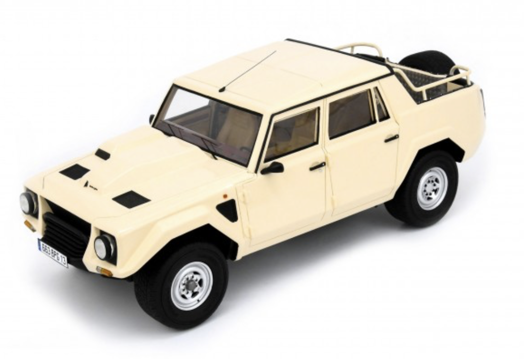 Lamborghini LM 002 sand SCHUCO 1/18