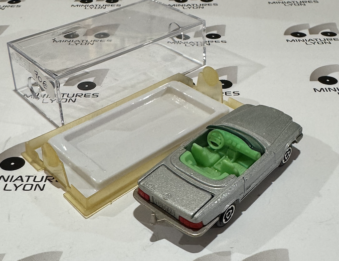 MERCEDES 350 SL MAJORETTE 1/66