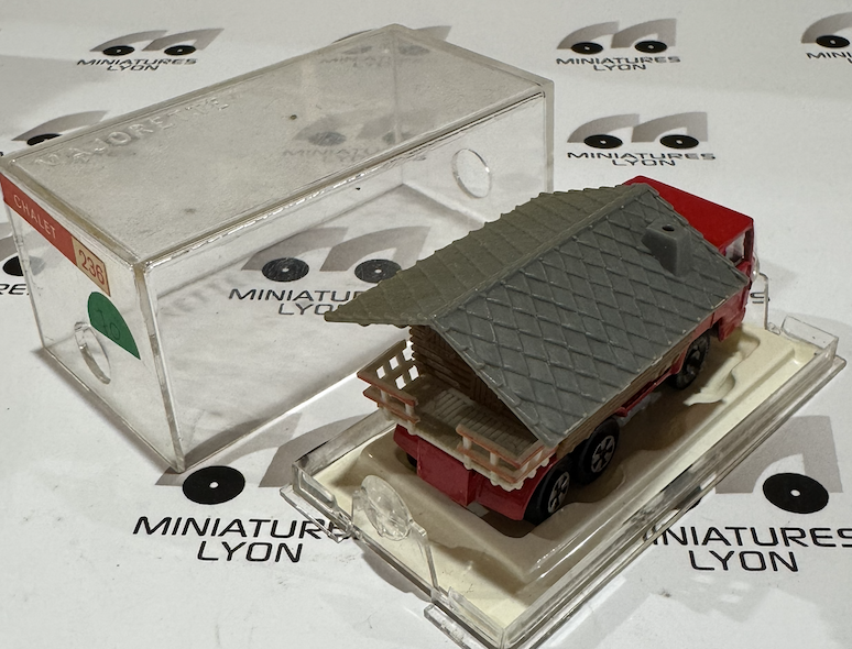 CAMION BERNARD CHALET MAJORETTE 1/66