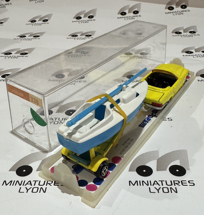 MERCEDES 300 SL + VOILIER MAJORETTE 1/66