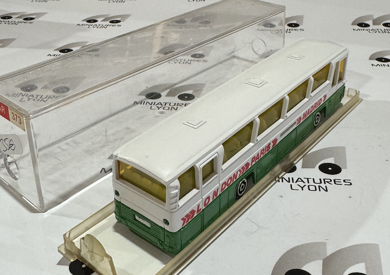 AUTOCAR LONDRE-PARIS-MADRID MAJORETTE 1/66