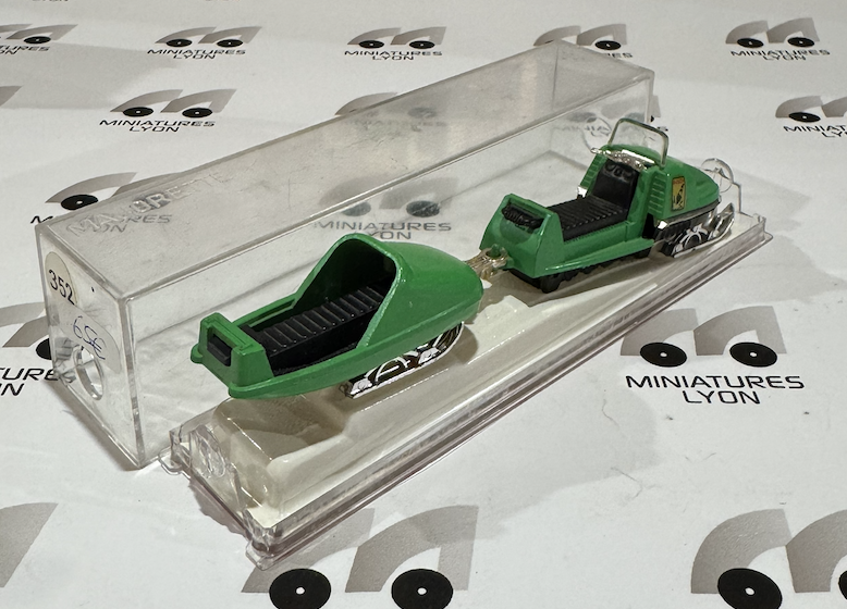 MOTO NEIGE MAJORETTE 1/66