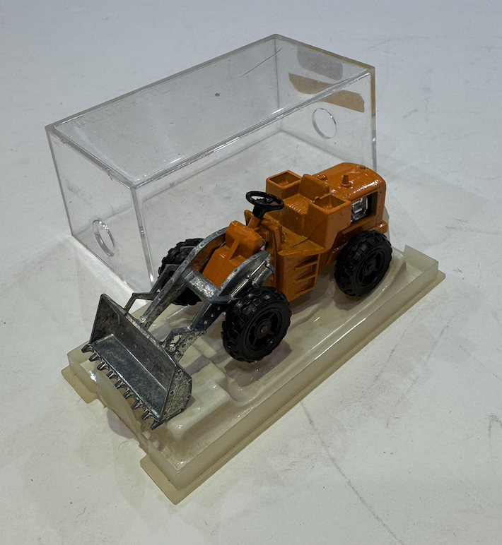 TRACTO-PELLE MAJORETTE 1/66