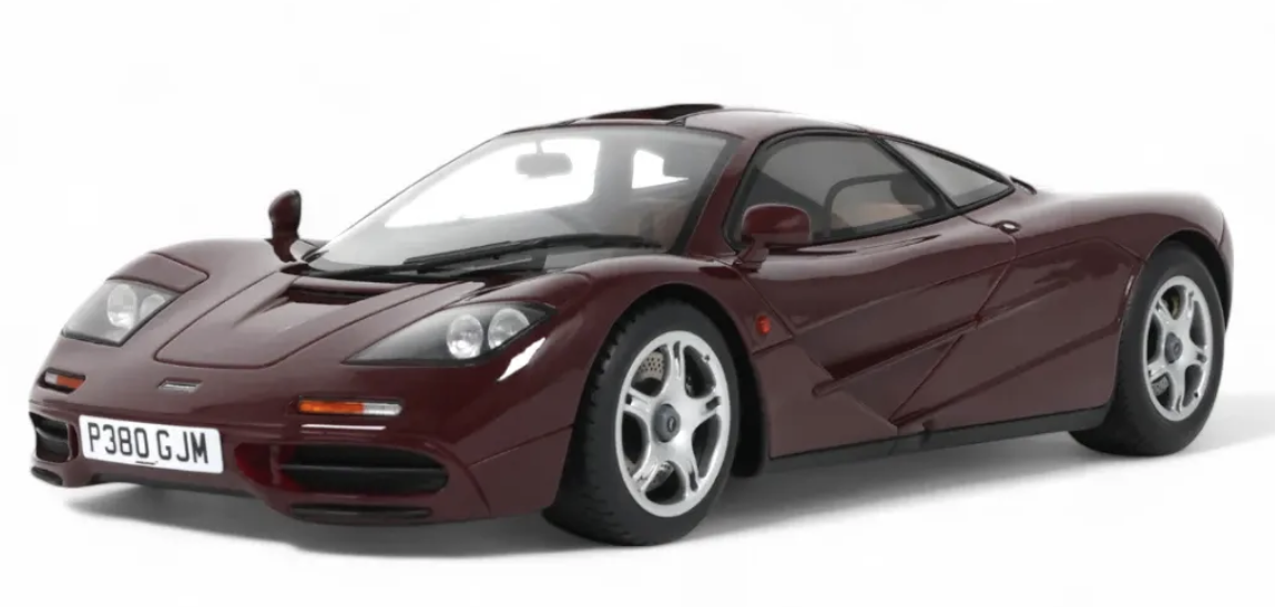 McLaren F1 GT SPIRIT 1/18