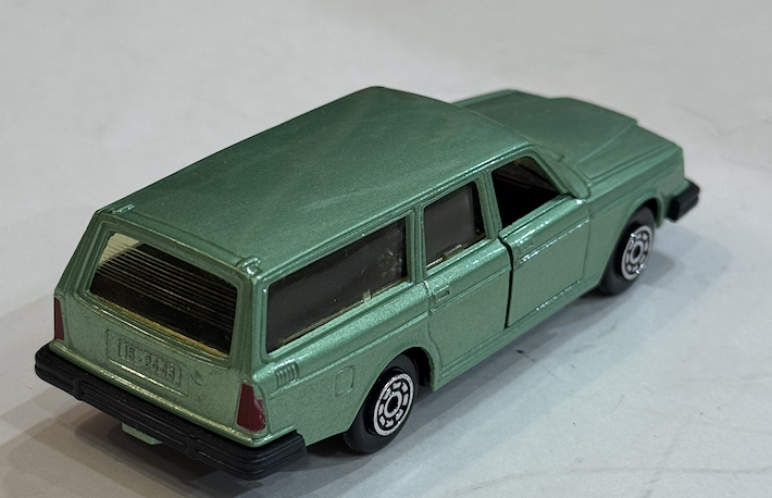 VOLVO 264 NOREV 1/43