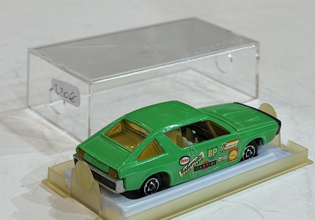 RENAULT 17TS MAJORETTE 1/66