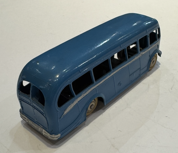 COMMER AVENGER COACH THECHADVALLEY KINGTOY 1/43