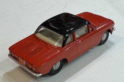 CHEVROLET CORVAIR MONZA DINKY 1/43