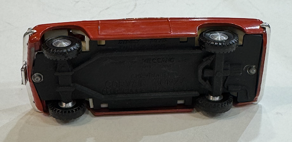 CHEVROLET CORVAIR MONZA DINKY 1/43