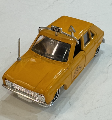 PEUGEOT 104 TAXI POLISTIL 1/43