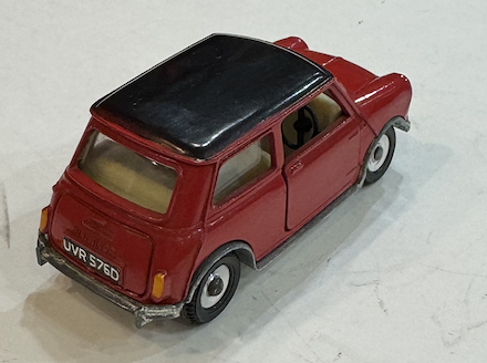 MINI MINOR DINKY 1/43