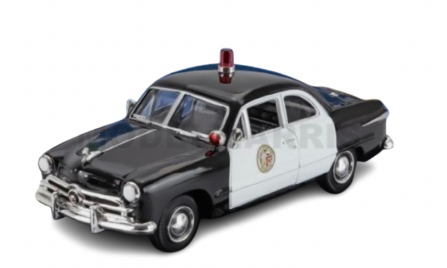 FORD USA - 1949 LOS ANGELES POLICE - NOIR ET BLANC GREENLIGHT 1/43