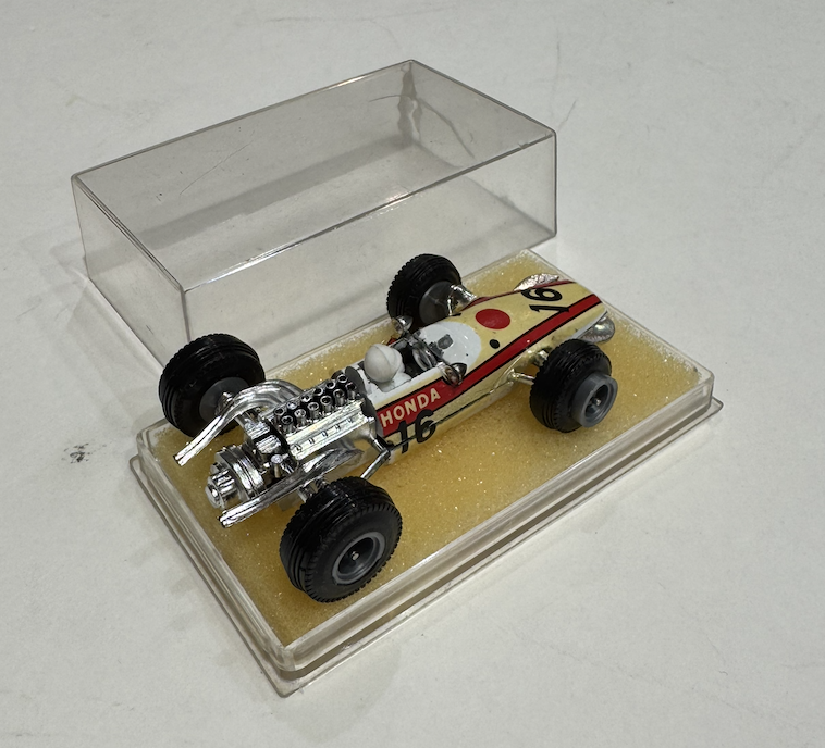 HONDA F1 RA 301 CHAMPION 1/66