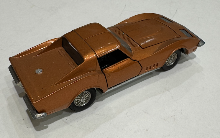 CHEVROLET CORVETTE DINKY 1/43