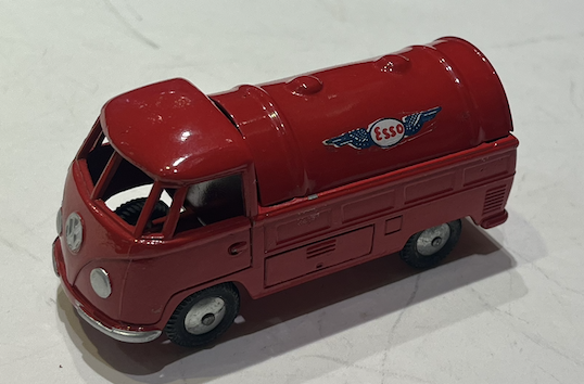 Volkswagen pick up ESSO BUDGIE 1/43