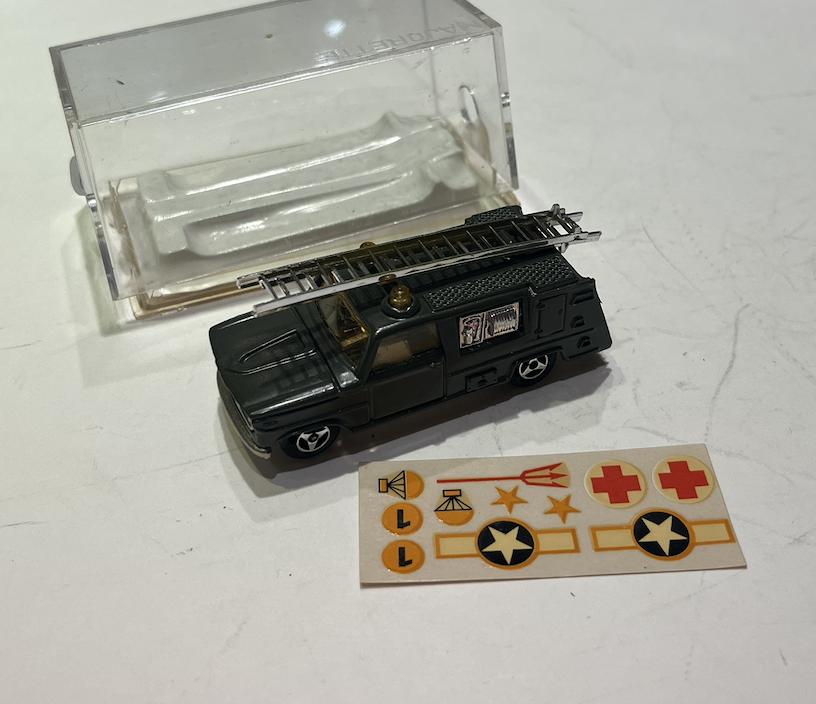 DODGE POMPIER MAJORETTE 1/80°