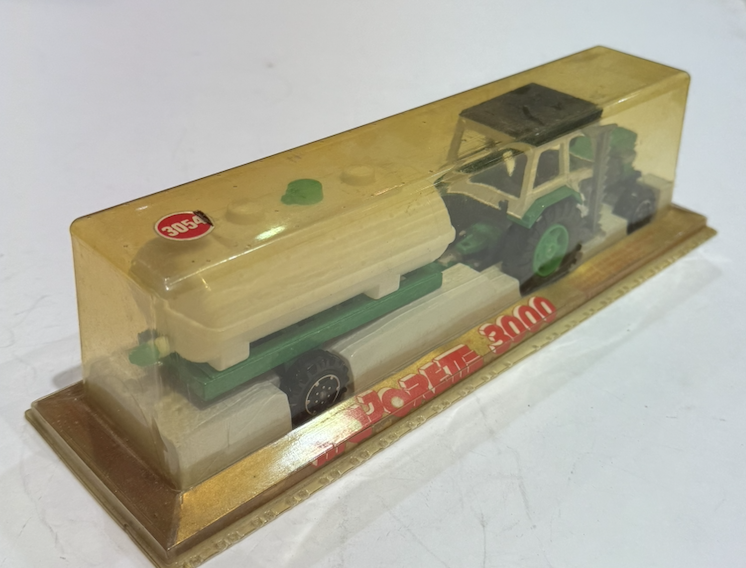 TRACTEUR AGRICOL MAJORETTE 1/50