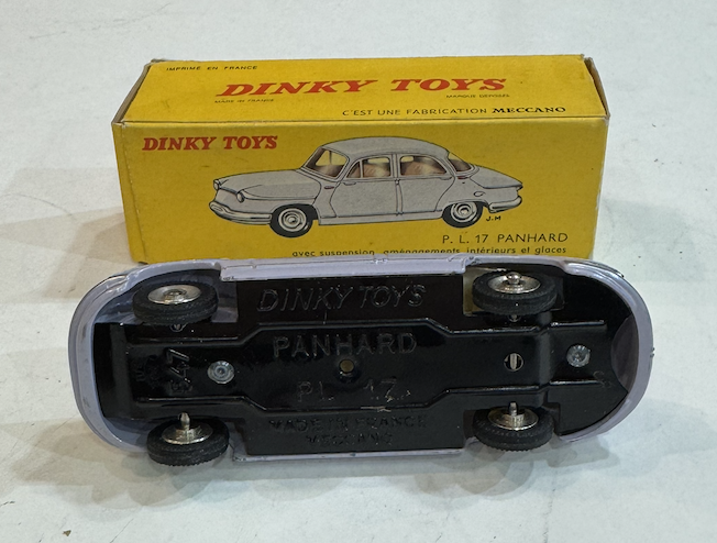 PANHARD PL 17 DINKY TOYS 1/43