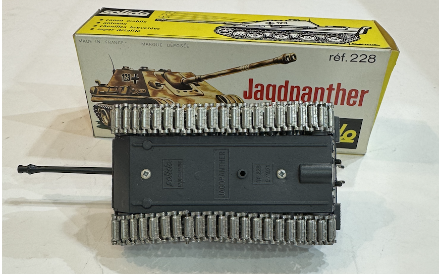 PANZER JAGDPANTHER 1944 SOLIDO 1/50°