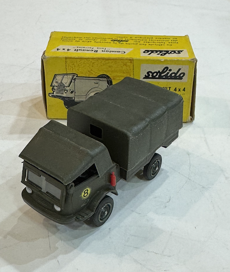 RENAULT 4X4 SOLIDO 1/43°