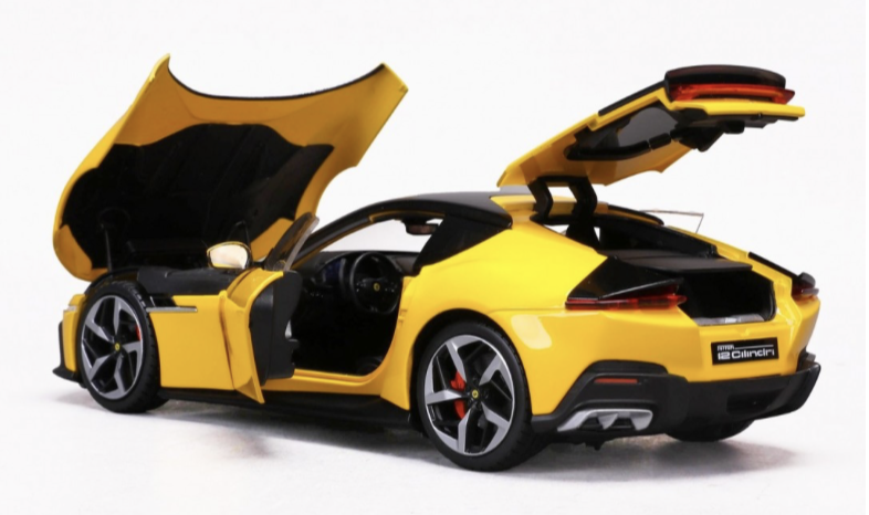 Ferrari 12Cilindri 2024 jaune avec vitrine POLISTIL 1/18