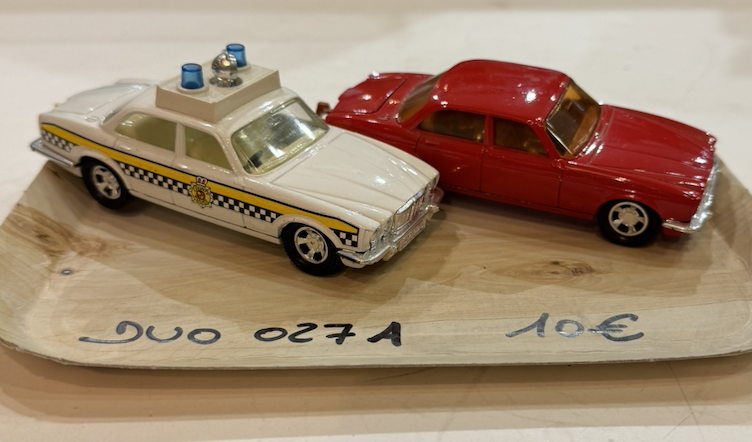 DUO JAGUAR MATCHBOX